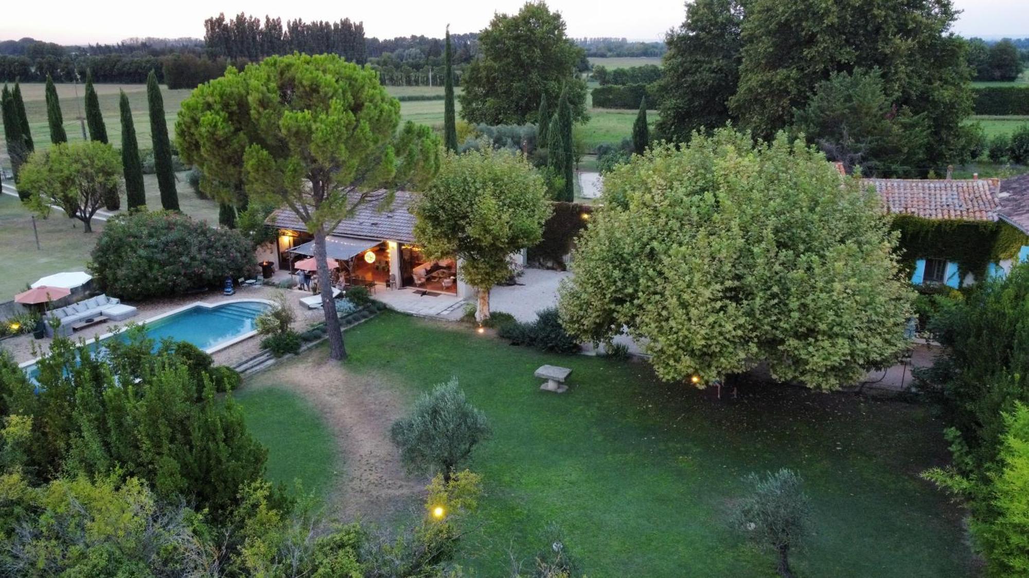 Le Mas Des Perrines Maison D'Hotes Pernes-les-Fontaines Exterior photo